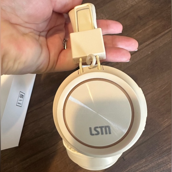 NIB - LSTN Sound Co. Bardot Wireless Headphones in Sand - Picture 4 of 8
